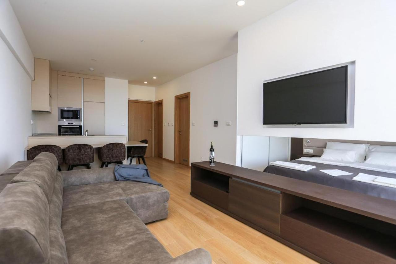 Apartments Lux Budva Exterior photo
